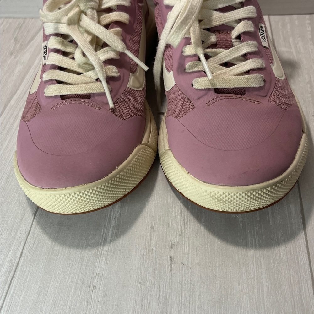 Vans UltraRANGE Women's Lavender and White Sneakers. - Picture 10 of 15